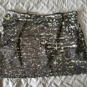 FOREVER 21 SEQUINS BLACK MINI SKIRT